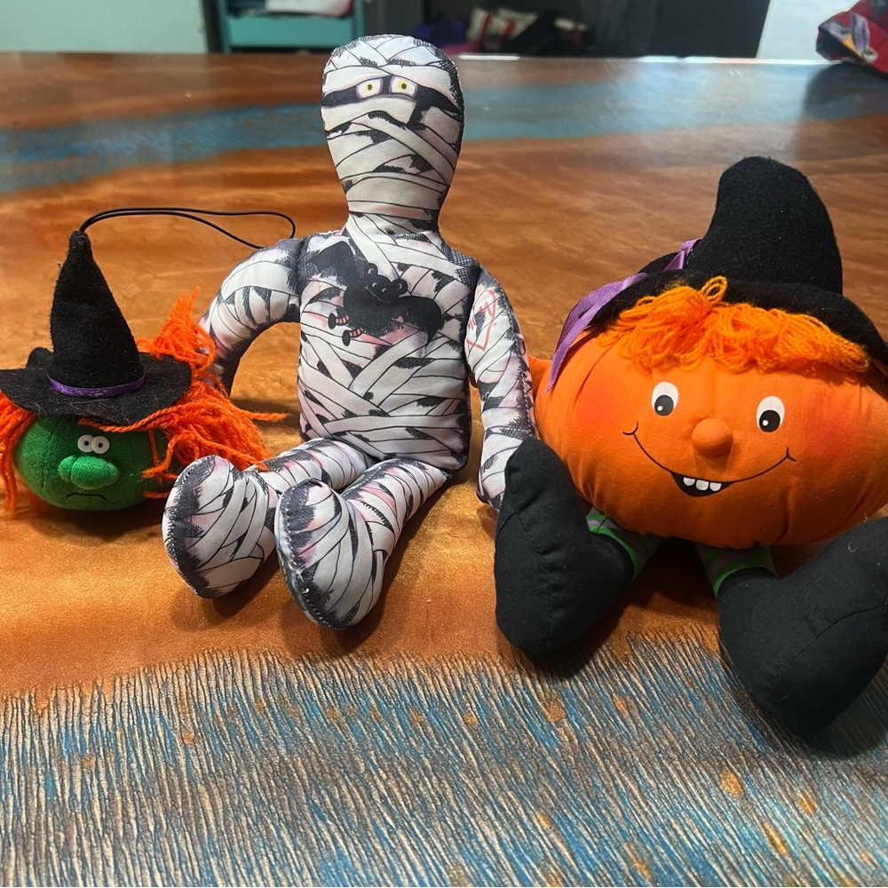 VTG Hallmark Halloween Plush Witch, Mummy, and Pumpkin 1980s Taiwan